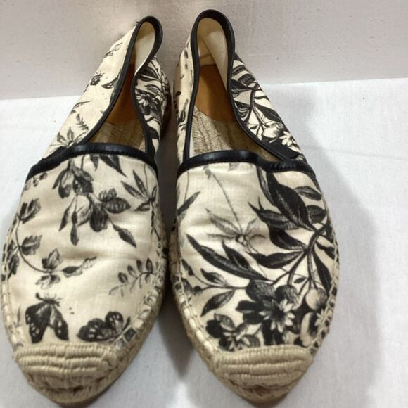 Gucci Canvas Butterfly Flora Espadrilles Flats Women's Size 38 US 8‎ SKU #3057 - Picture 1 of 11